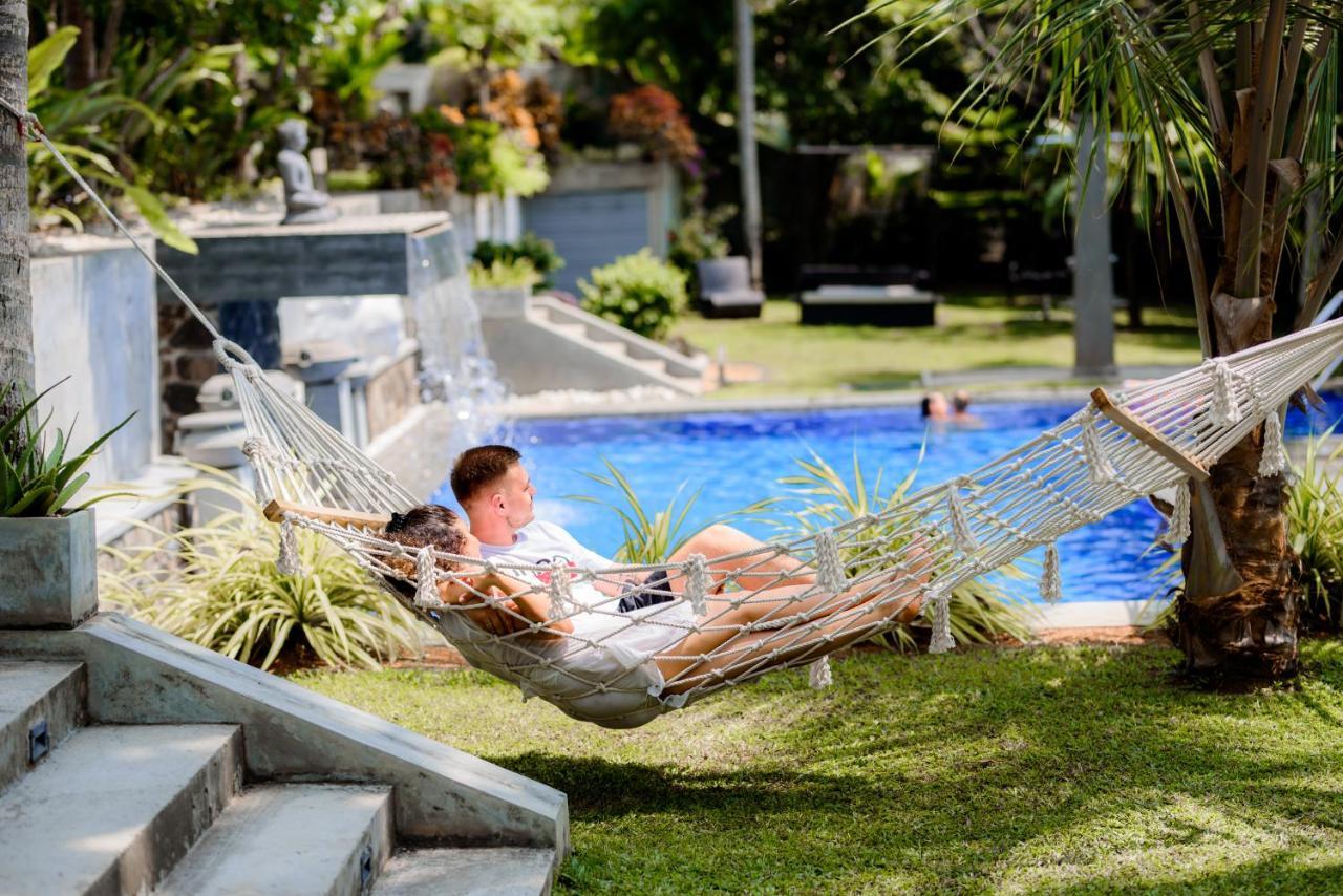 Tropical House - Jungleside Villa Хиккадува Экстерьер фото