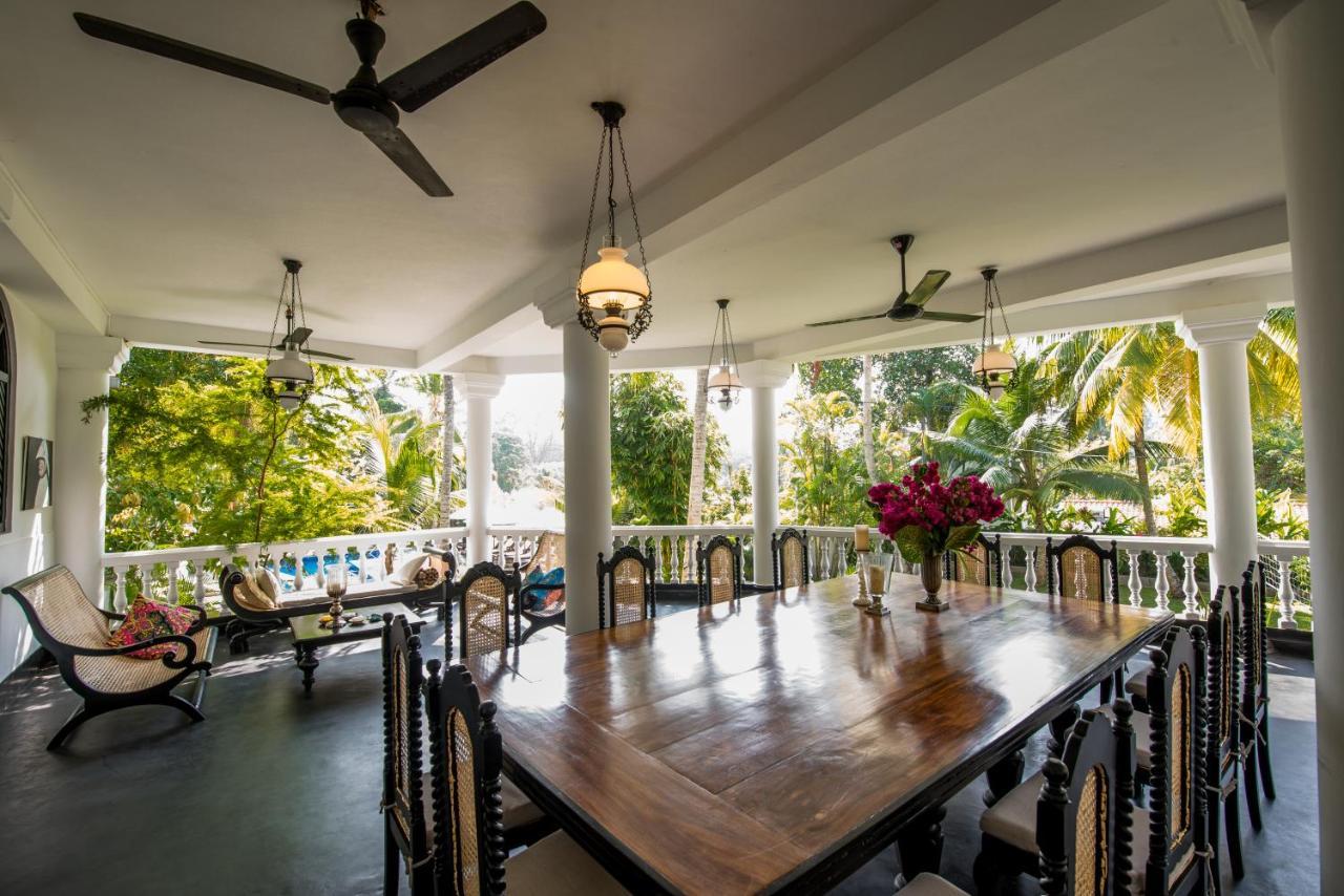 Tropical House - Jungleside Villa Хиккадува Экстерьер фото