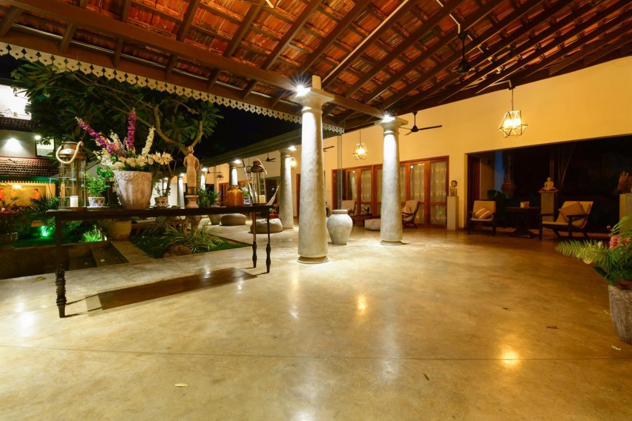 Tropical House - Jungleside Villa Хиккадува Экстерьер фото